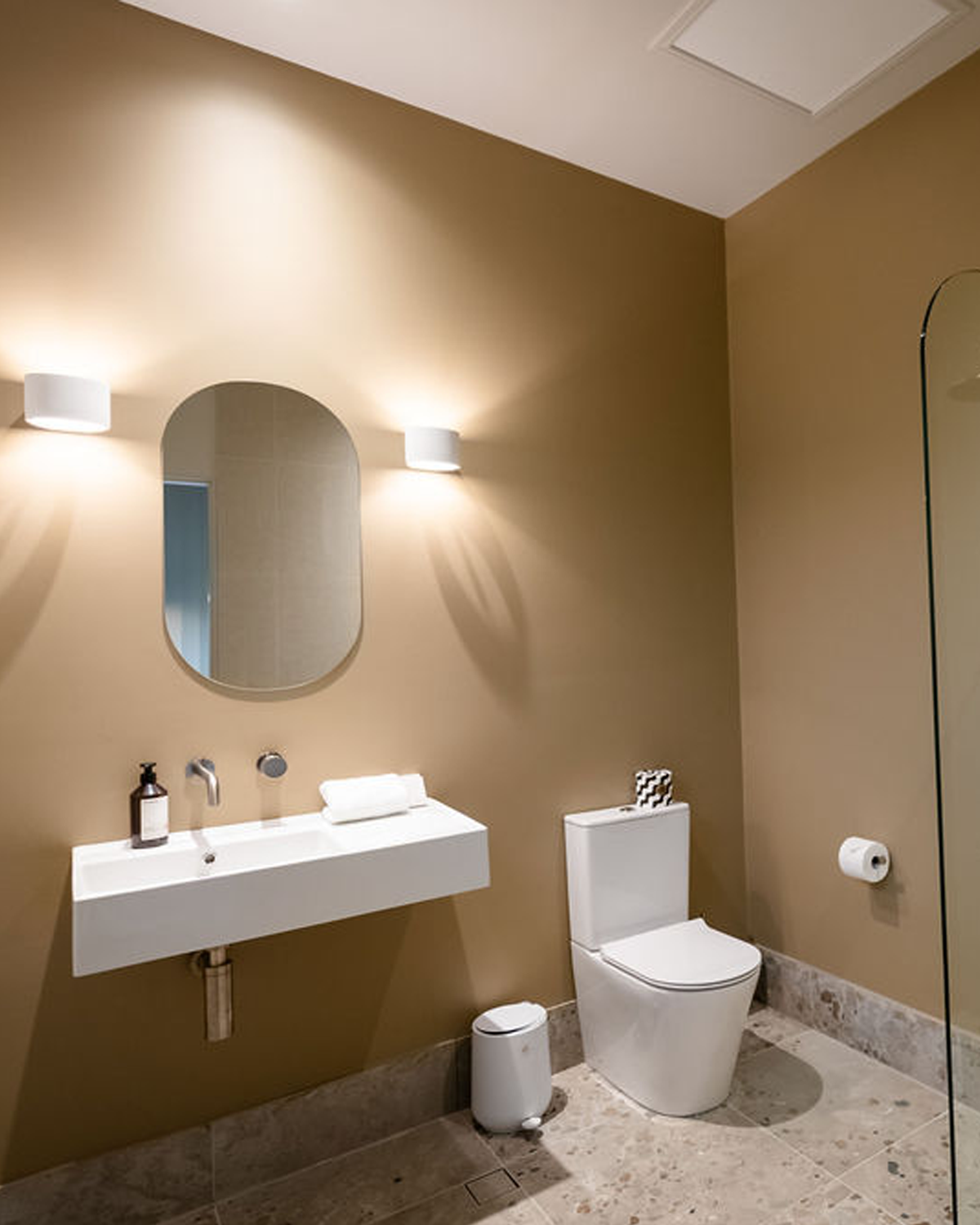 Untitled-1 - 10-10-2025 19-01-22.png11