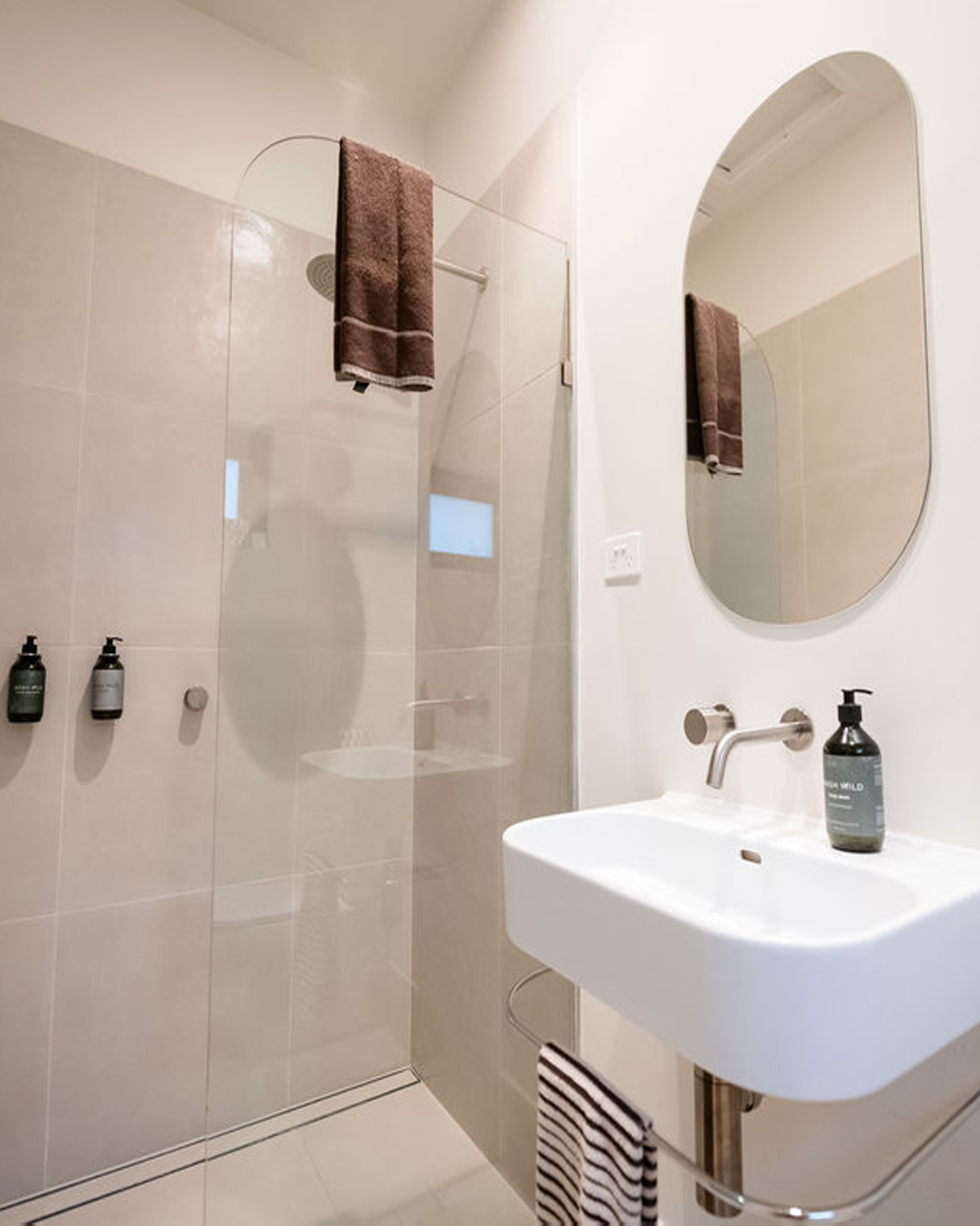 Untitled-1 - 10-10-2025 19-01-22.png16